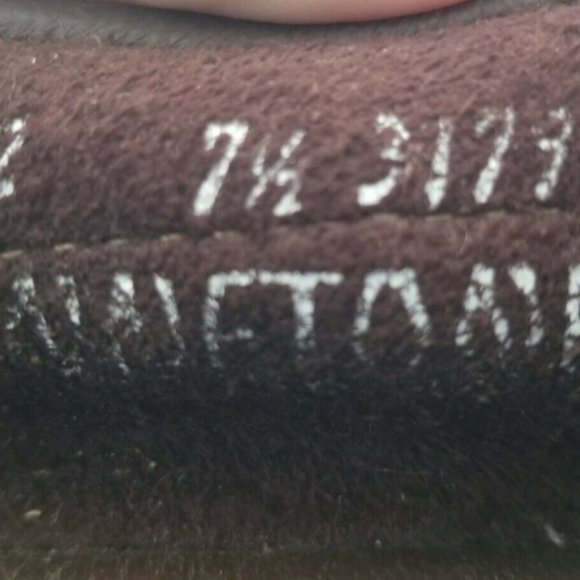 Minnetonka Moccasin 392 Chocolate Moosehide Fringe - Picture 6 of 10